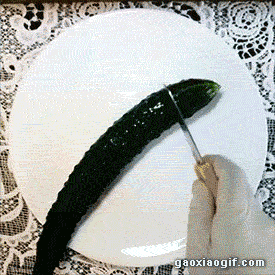 椰奶吃瓜表情包gif,表情包GIF里的夏日风情