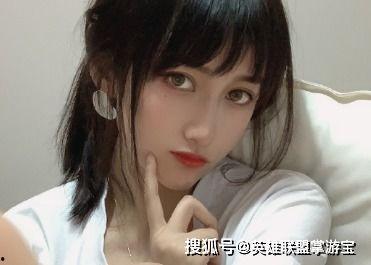 最新吃瓜女主播事件,揭秘最新吃瓜事件背后的真相